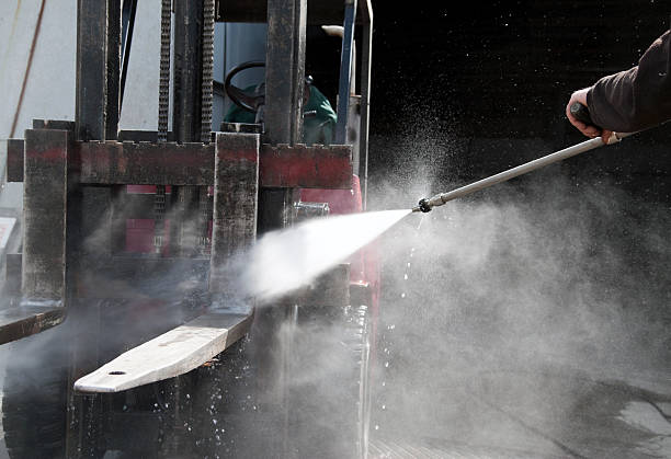 Best Machinery and Equipment Cleaning  in Austin, MN